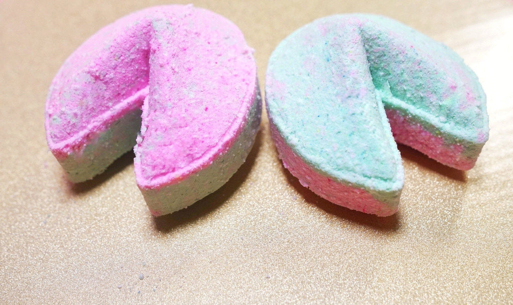 Fortune Cookie Bath Bomb - Soapy Besos