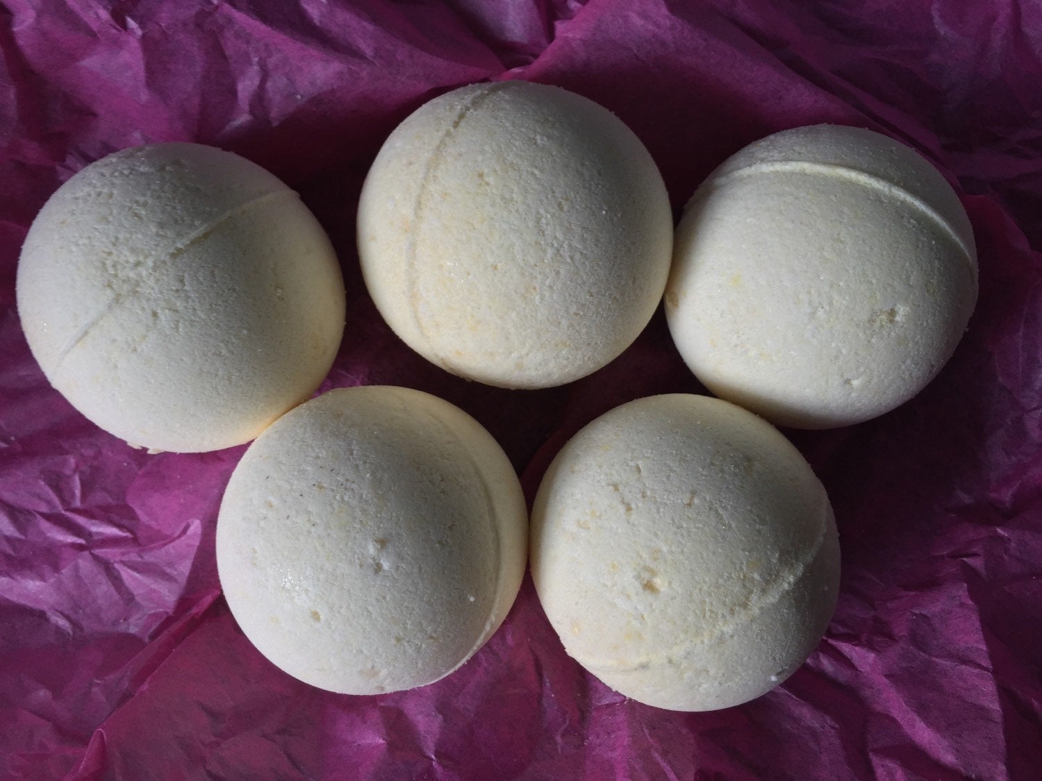 Milk & Honey Bath Bomb - Soapy Besos