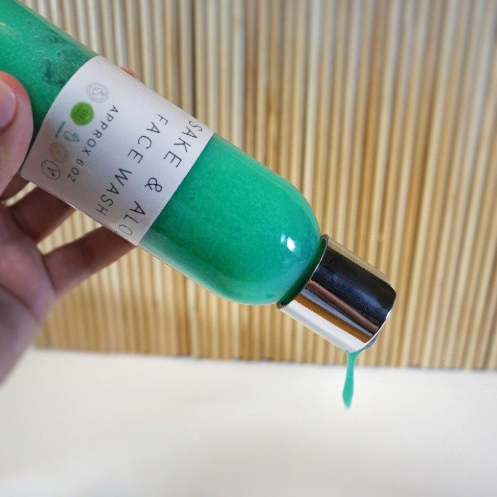 SAKE BOMB   l   face wash - Soapy Besos