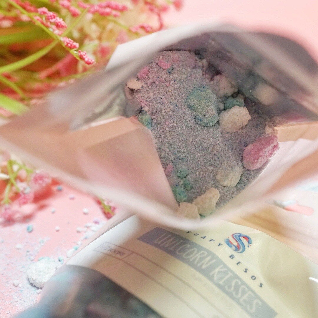 Unicorn Kisses Bath Soak - Soapy Besos