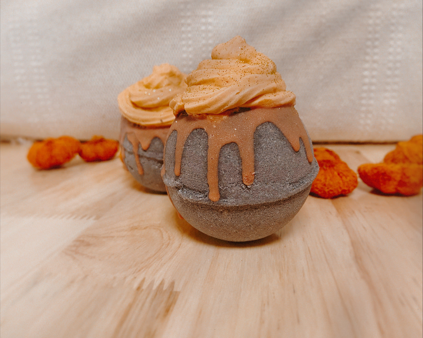 Caramel Campfire   l   Bath Bomb - Soapy Besos