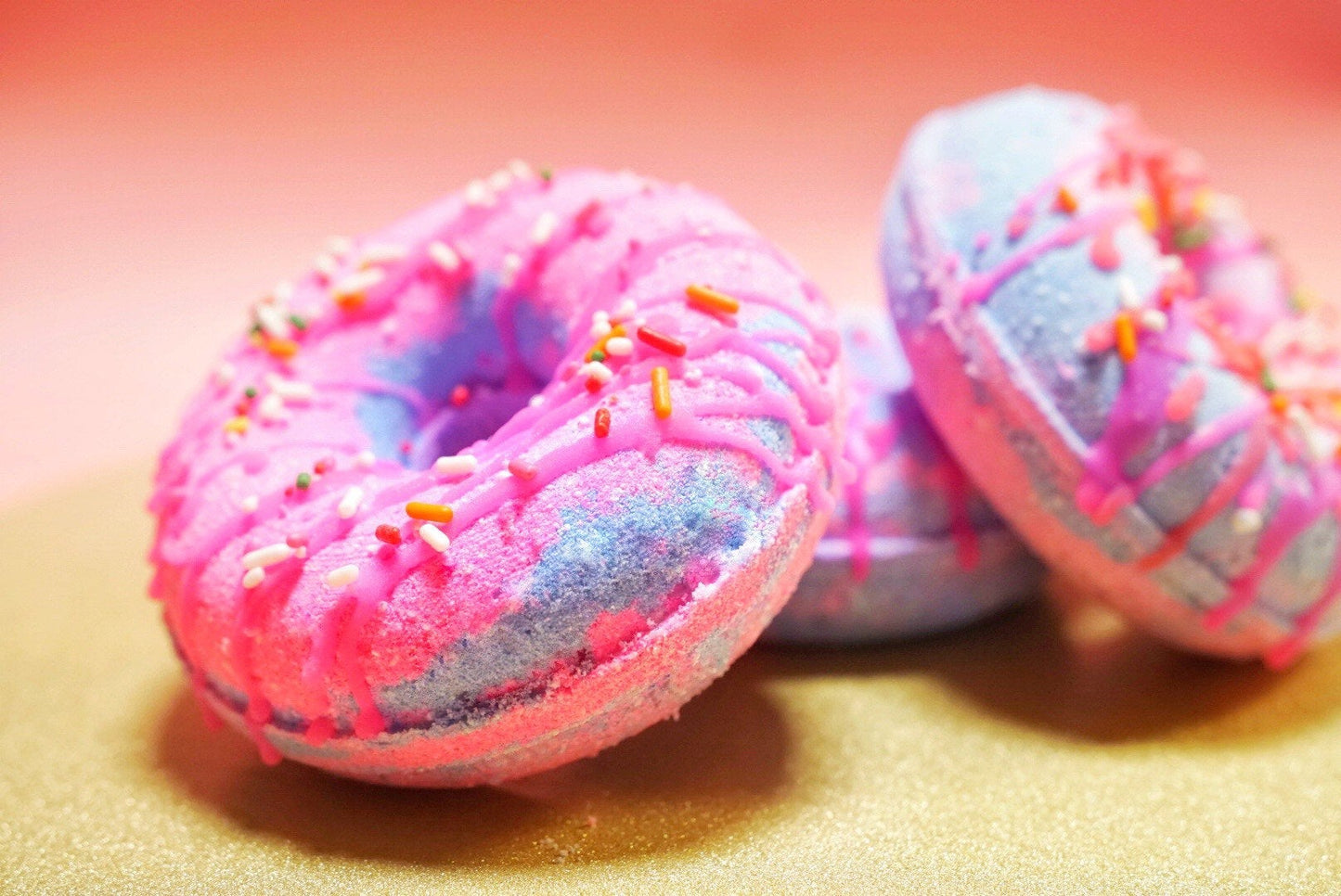 Glazed Donut Bath Bomb - Soapy Besos