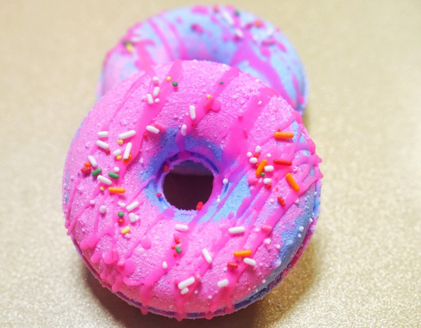 Glazed Donut Bath Bomb - Soapy Besos