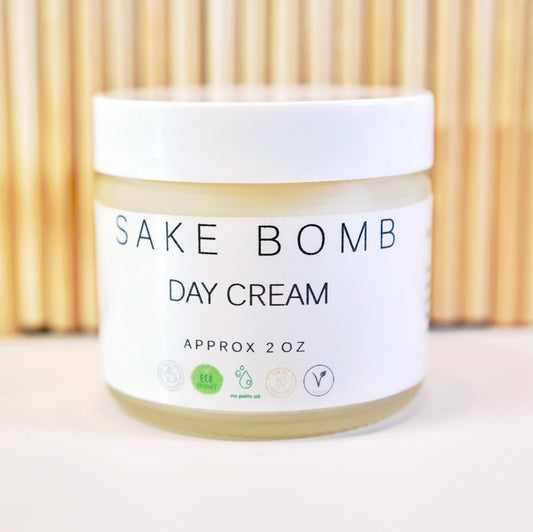 SAKE BOMB   l   day cream - Soapy Besos